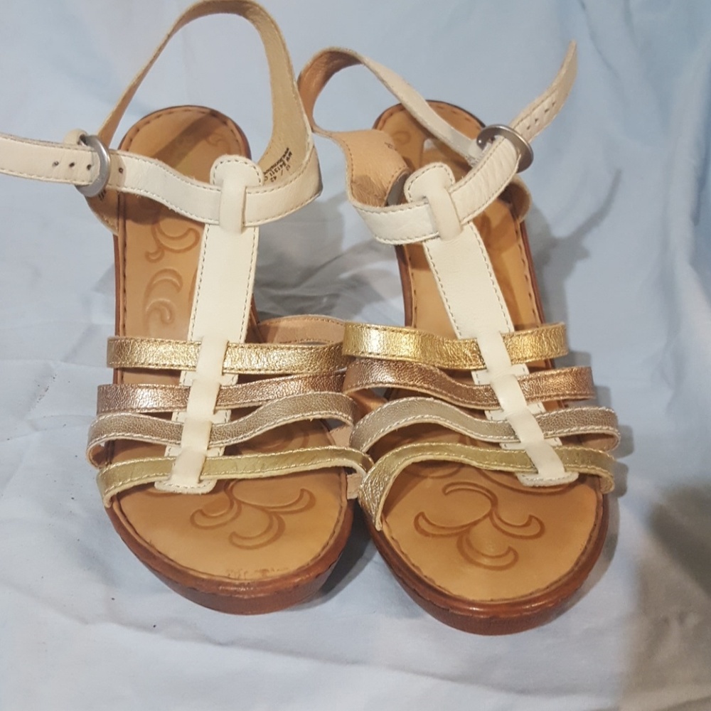 metallic strappy platform heel